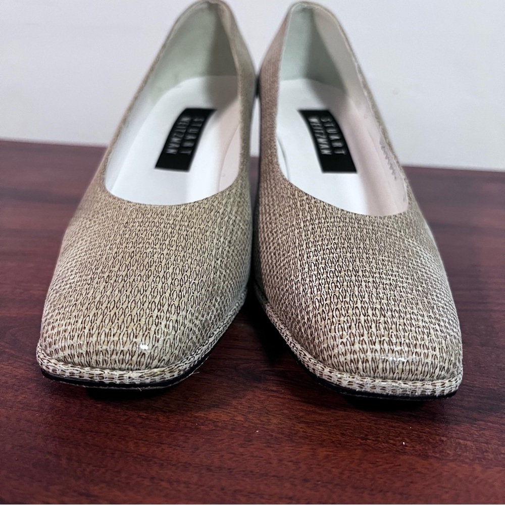 Stuart Weizmann Razmary Pumps Size 7 - image 7